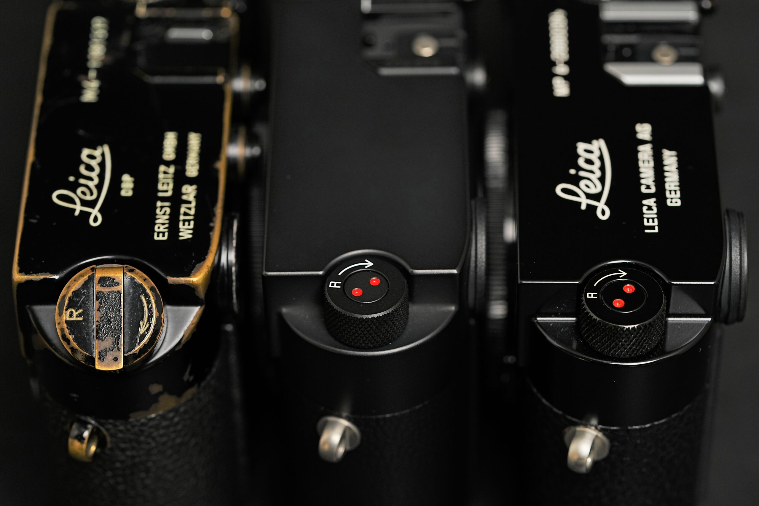 Leicaブラッククロームとブラックペイントの比較