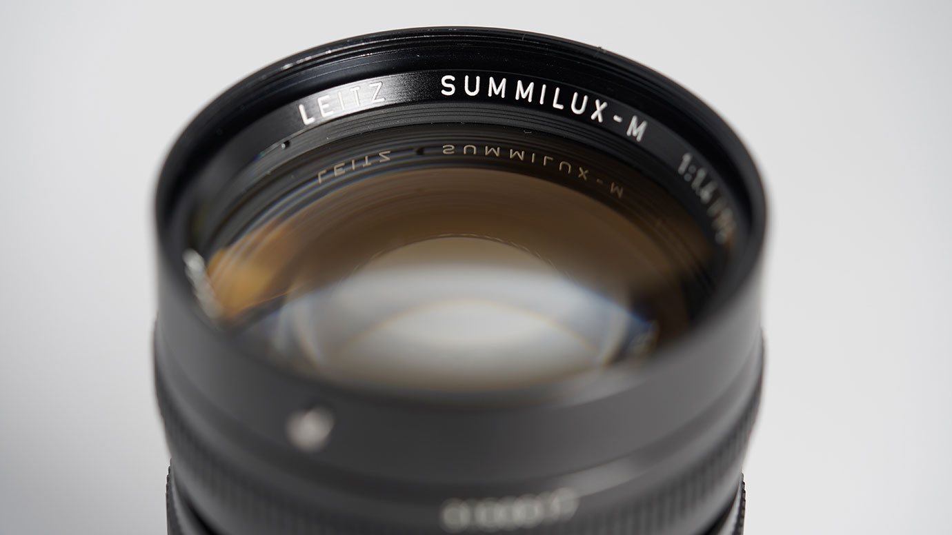 Leica Summilux-M 75mm f/1.4