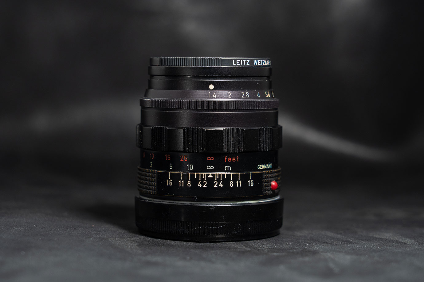 Leica　Summilux-M 50mm f/1.4 Black Paint　Brass mount