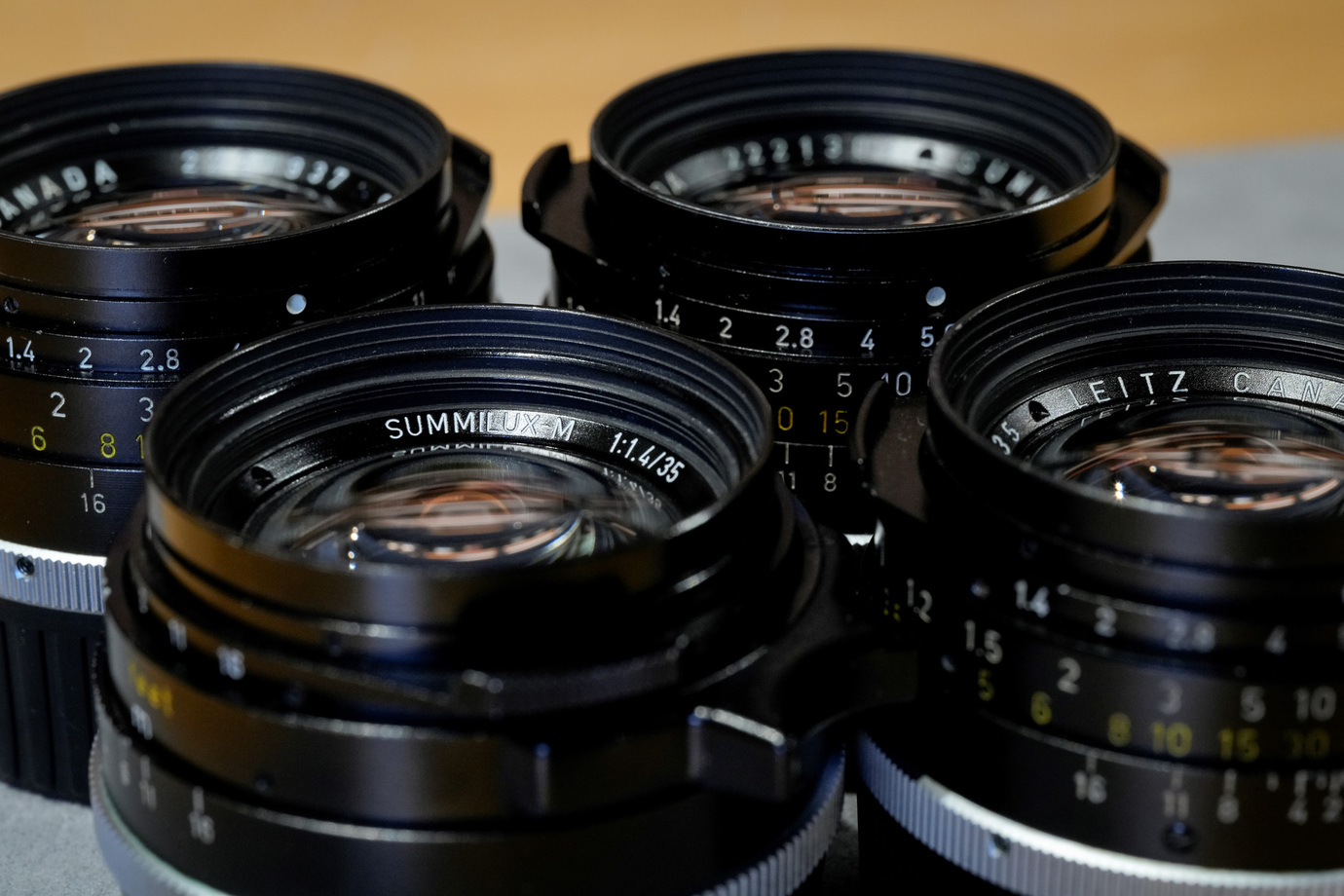 ライカズミルックス35mmF1.4を4本並べて比較した写真