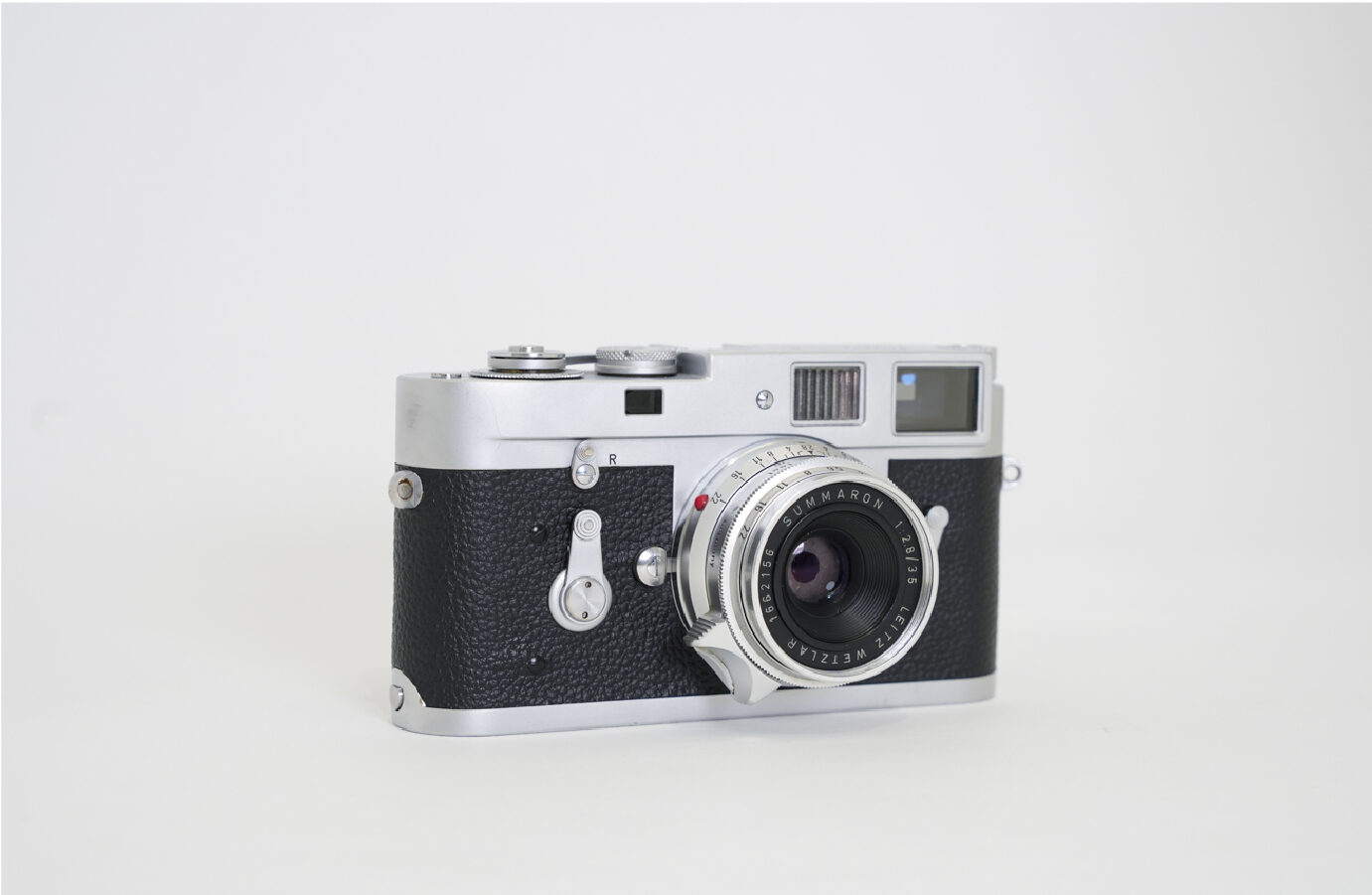 LeicaM2_斜め