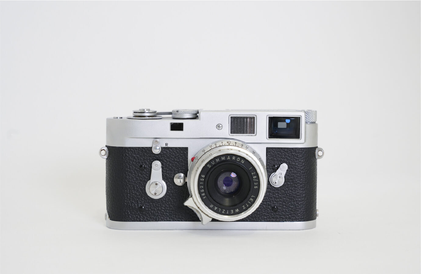 LeicaM2_正面